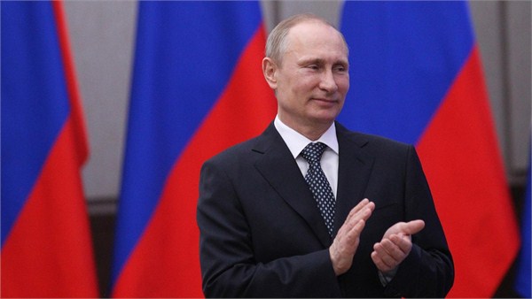 3月18日，俄罗斯总统普京就克里米亚独立并加入俄罗斯在克林姆林宫演讲